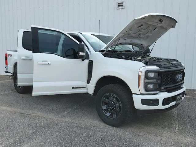 Used 2024 White Ford Lariat image 8