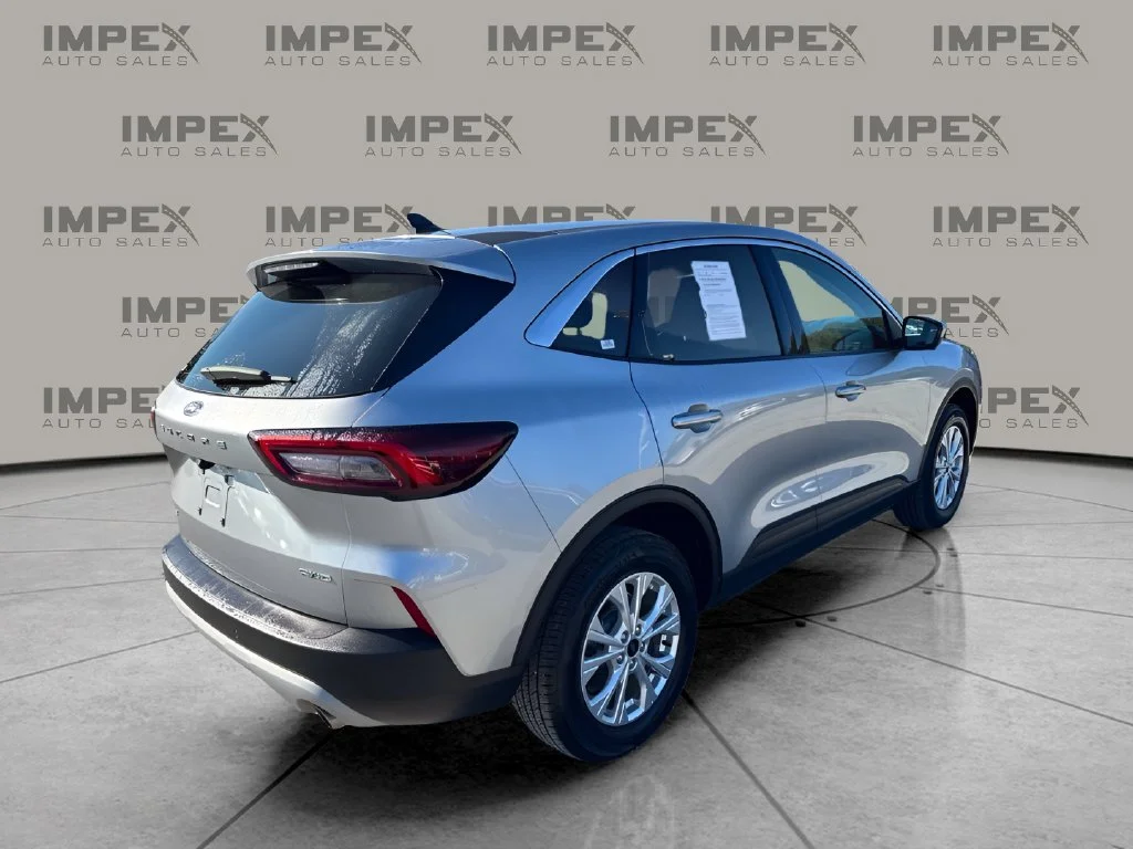Used 2024 Silver Ford Active image 5