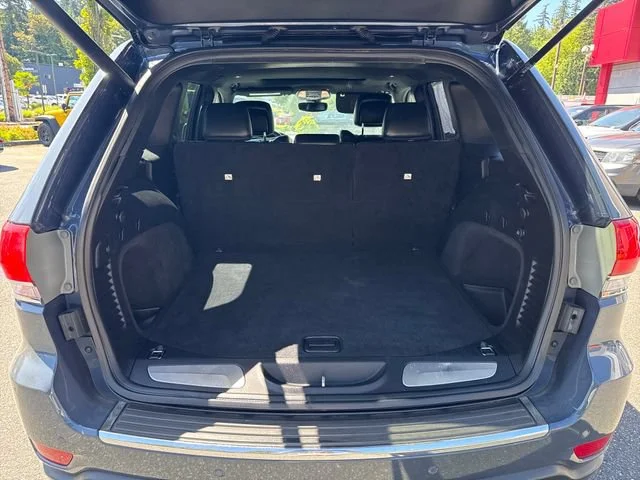 Used 2019 Pacific Blue Clearcoat Jeep Limited image 12