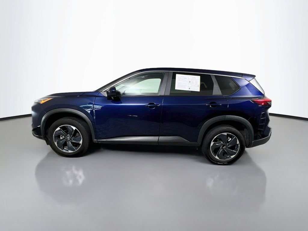 2025 Nissan Rogue SV - Photo 6
