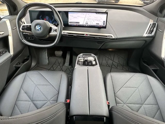 Certified Used 2024 Dark Graphite BMW xDrive50 image 19