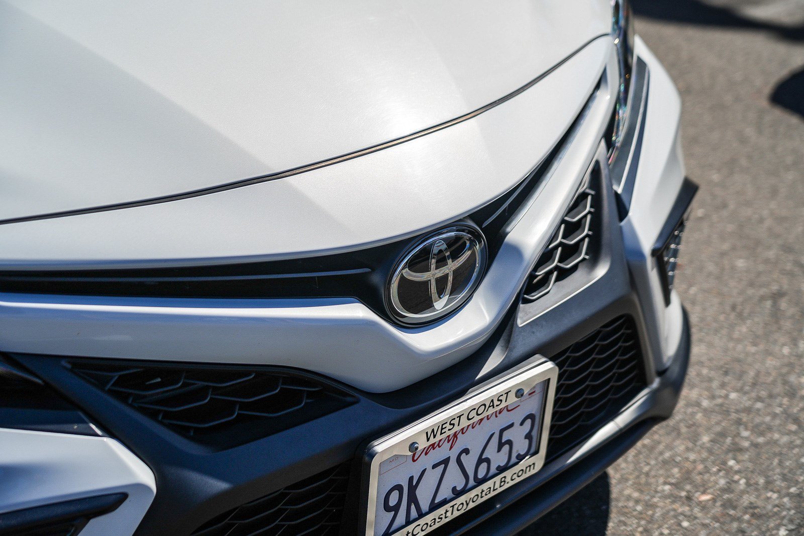 Certified Used 2024 Ice Edge Toyota SE image 3