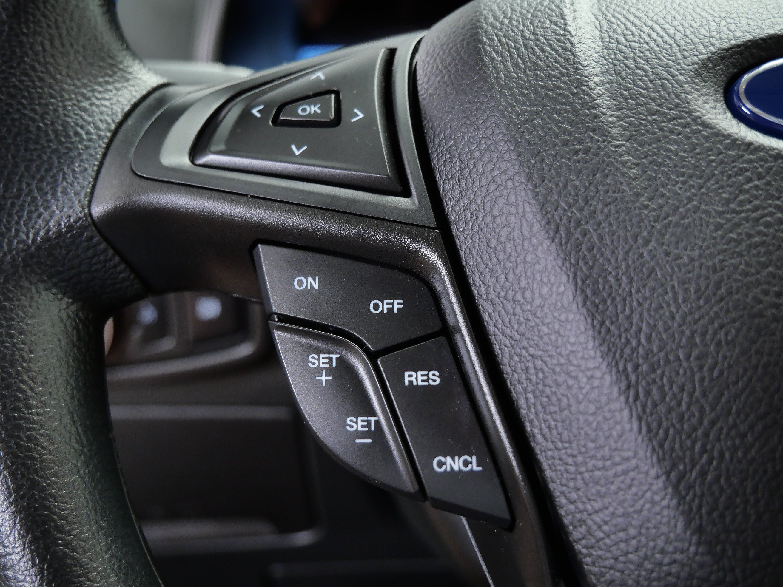 Used 2022 Black Ford SE image 22
