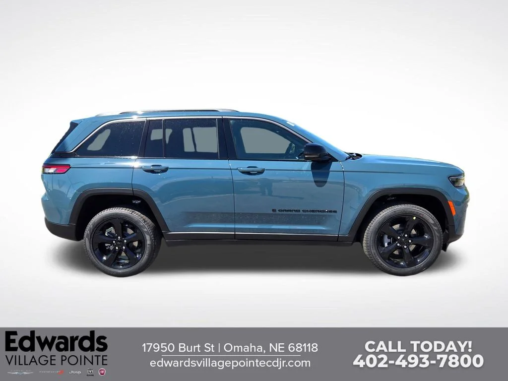 New 2026 Steel Blue Exterior Paint Jeep Limited image 2