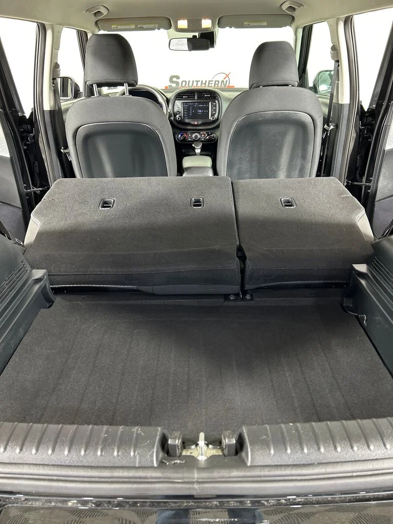Used 2023 Black Kia LX image 20