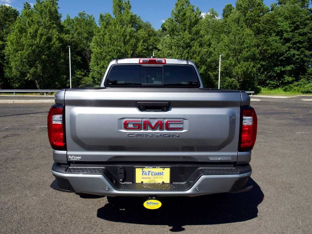 New 2026 Sterling Metallic GMC Elevation image 7