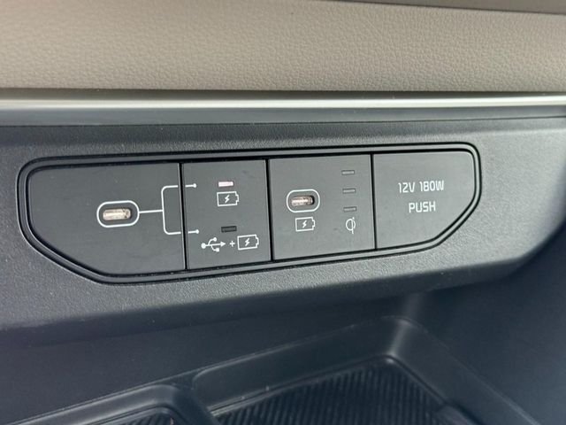 Used 2025 Metal Kia EX image 21