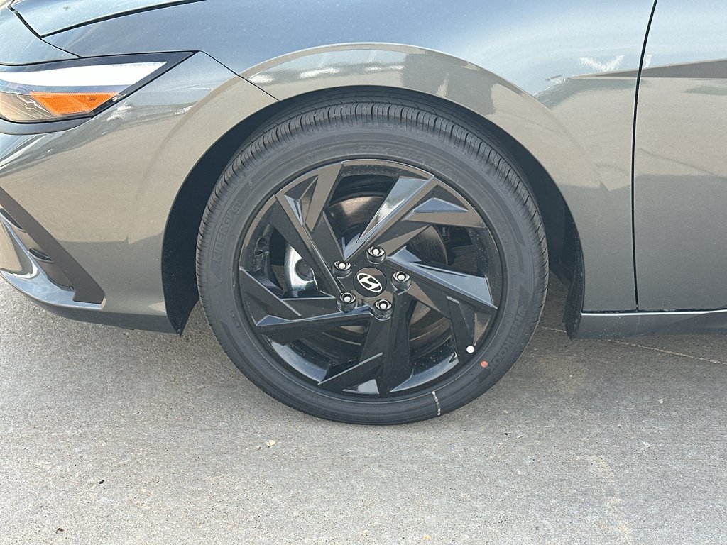 New 2026 Amazon Gray Hyundai SEL Sport Plus image 6