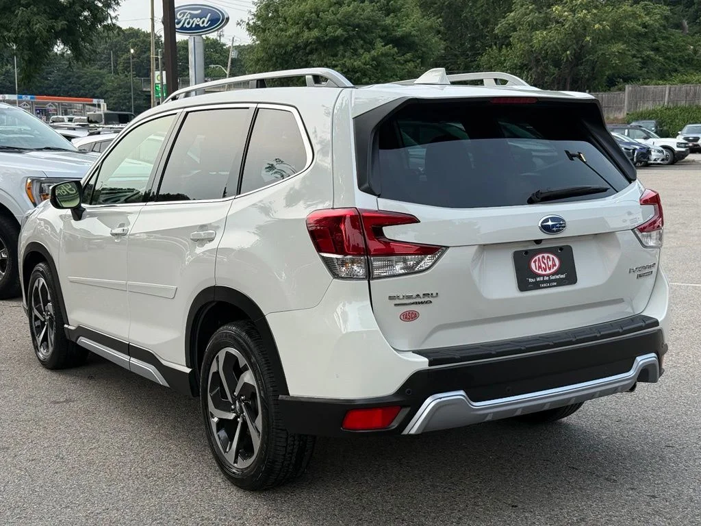 Used 2023 White Subaru Touring image 8