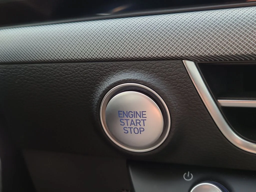 Used 2026 White Hyundai Blue image 25