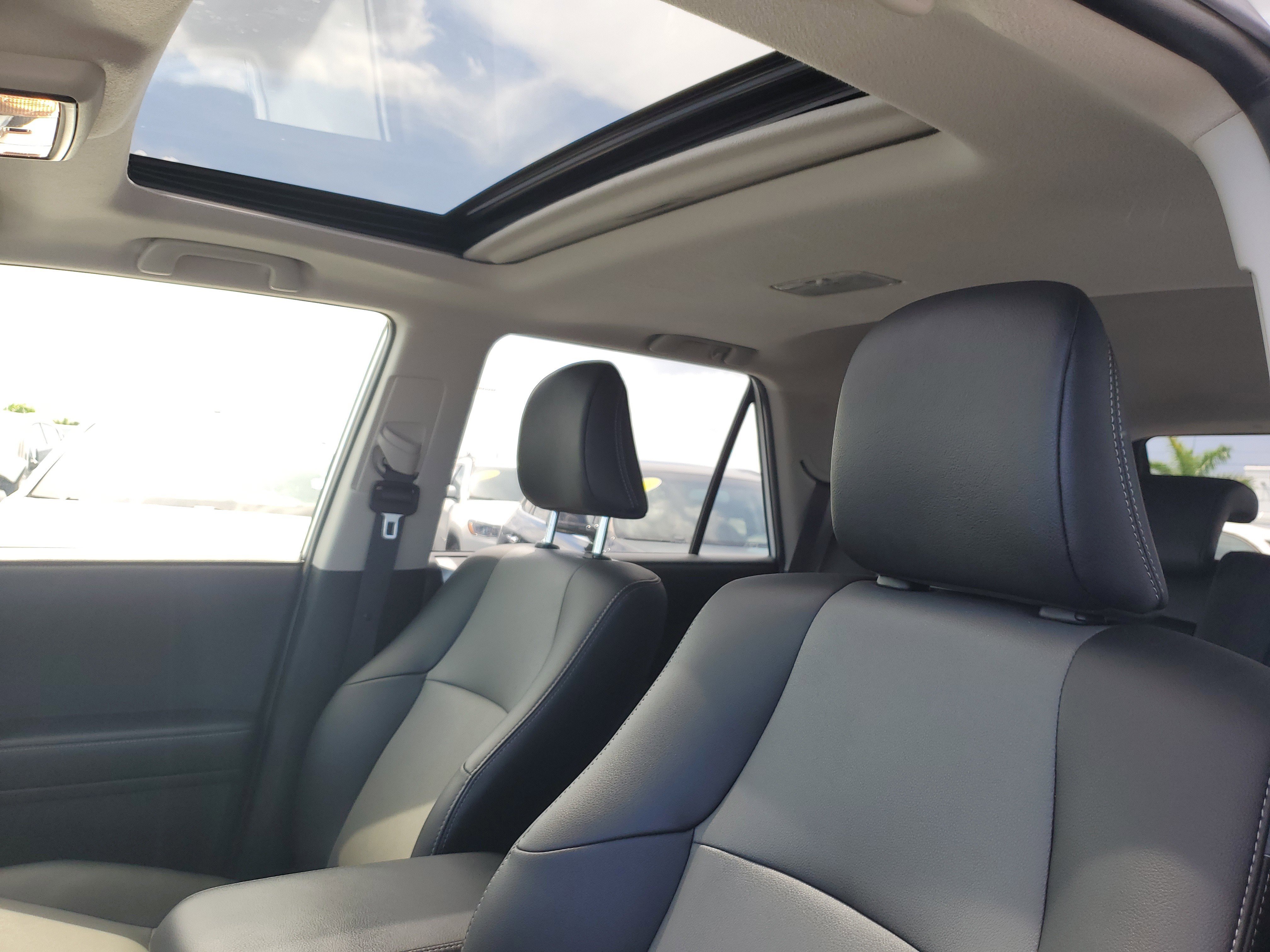 Used 2024 Ice Toyota SR5 Premium image 17