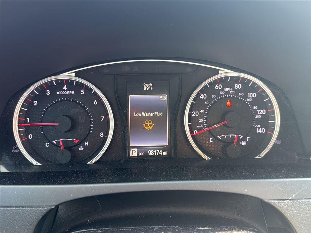 Used 2017 Predawn Gray Mica Toyota SE image 5