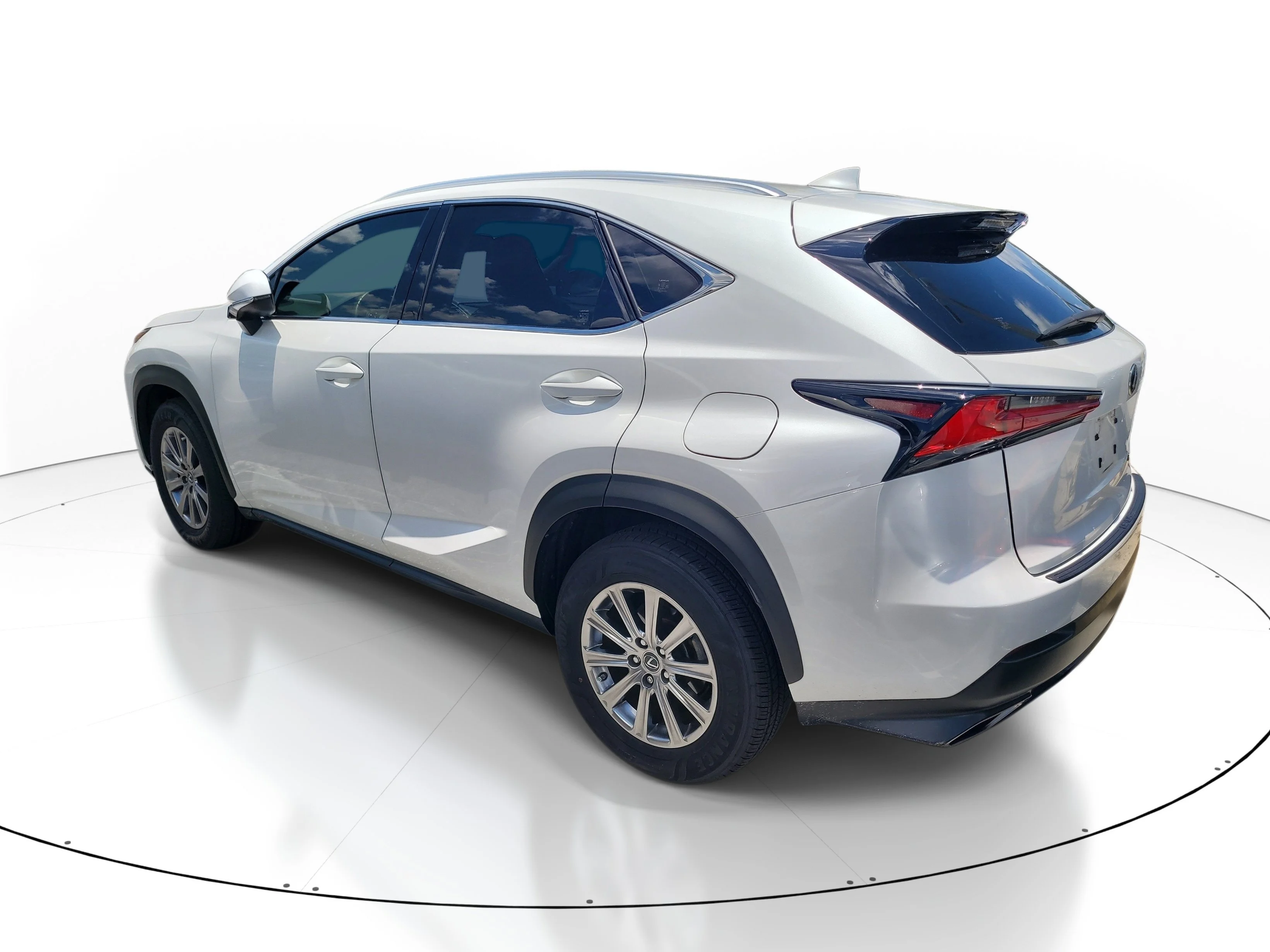 Used 2021  Lexus NX 300 image 10