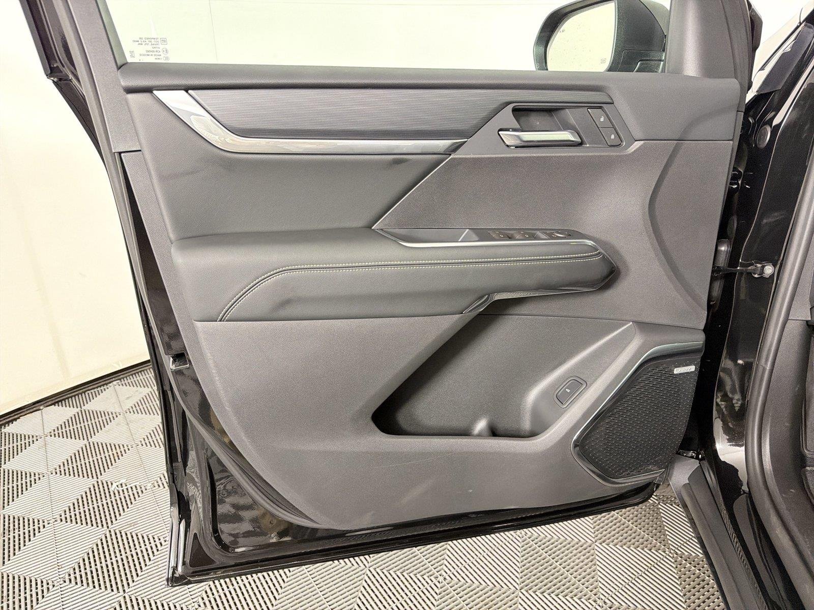 2026 GMC Acadia Elevation - Photo 8
