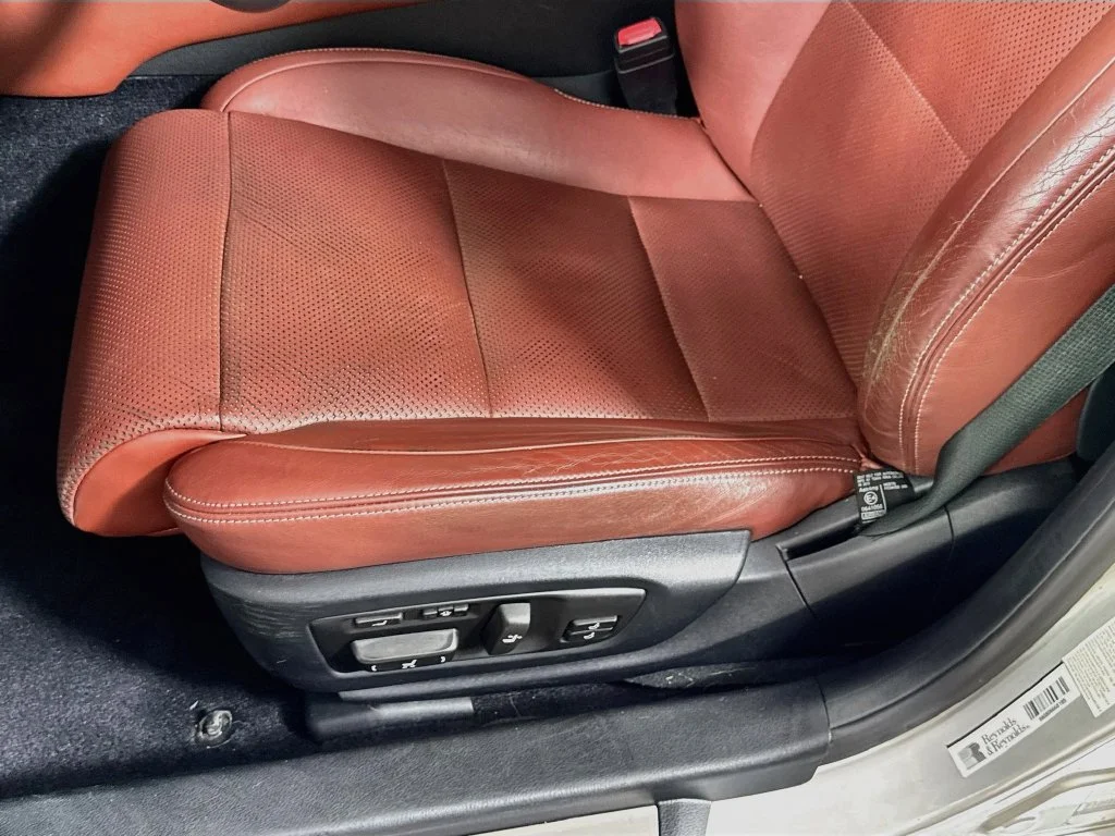 Used 2013 Silver Lexus 350 image 24