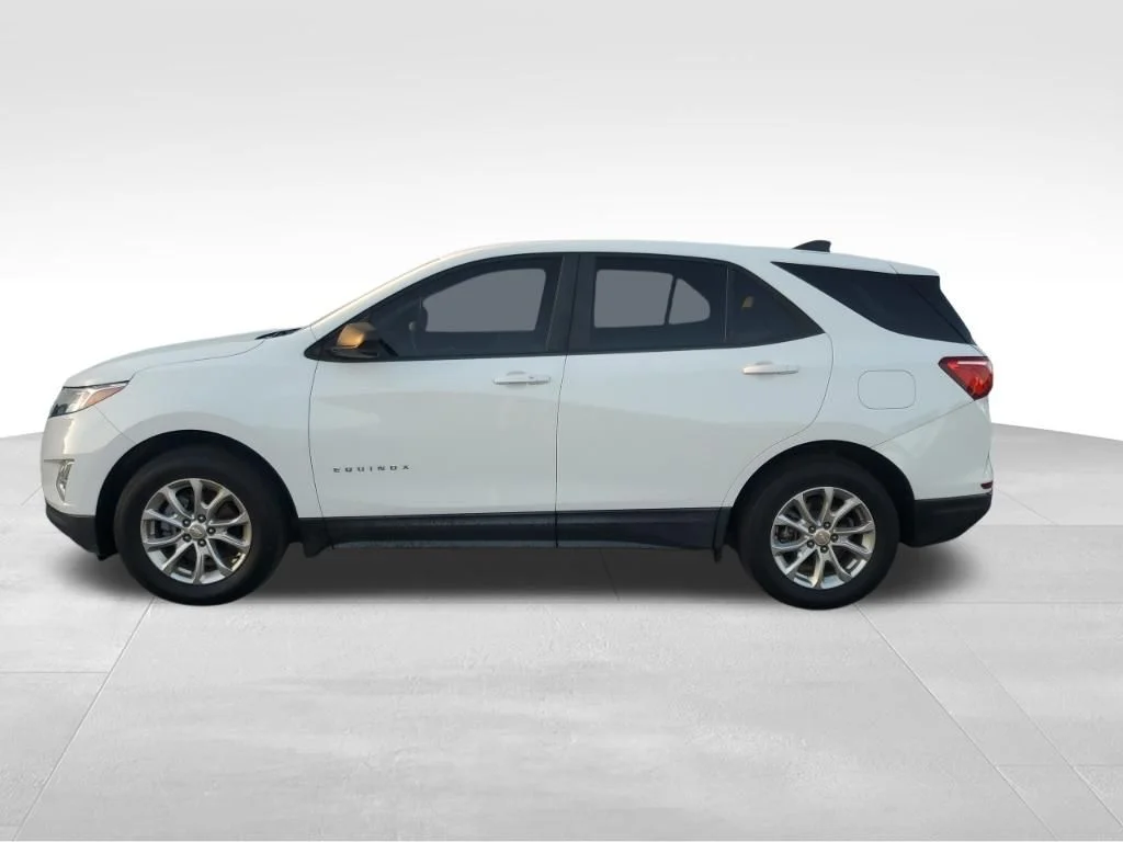 Used 2021 White Chevrolet LS image 2