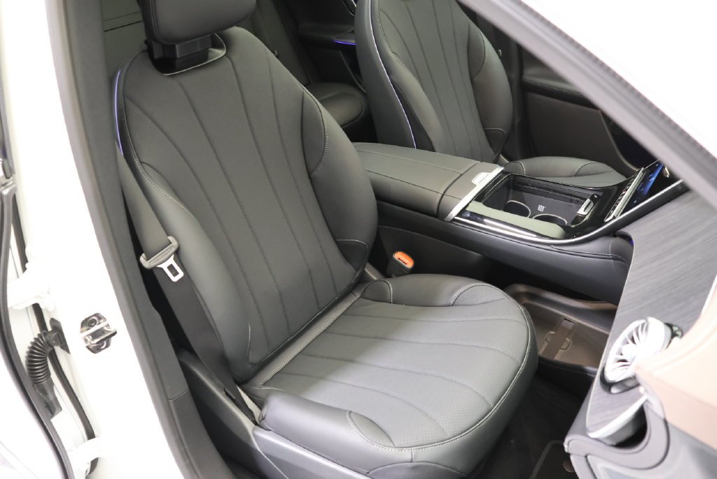 New 2027  Mercedes-Benz 320 SUV image 49