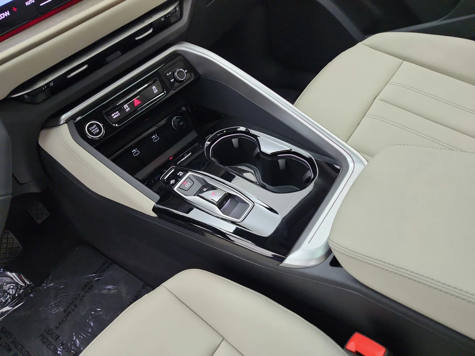 New 2026 Arkona White Audi Premium 2.0 TFSI quattro image 10