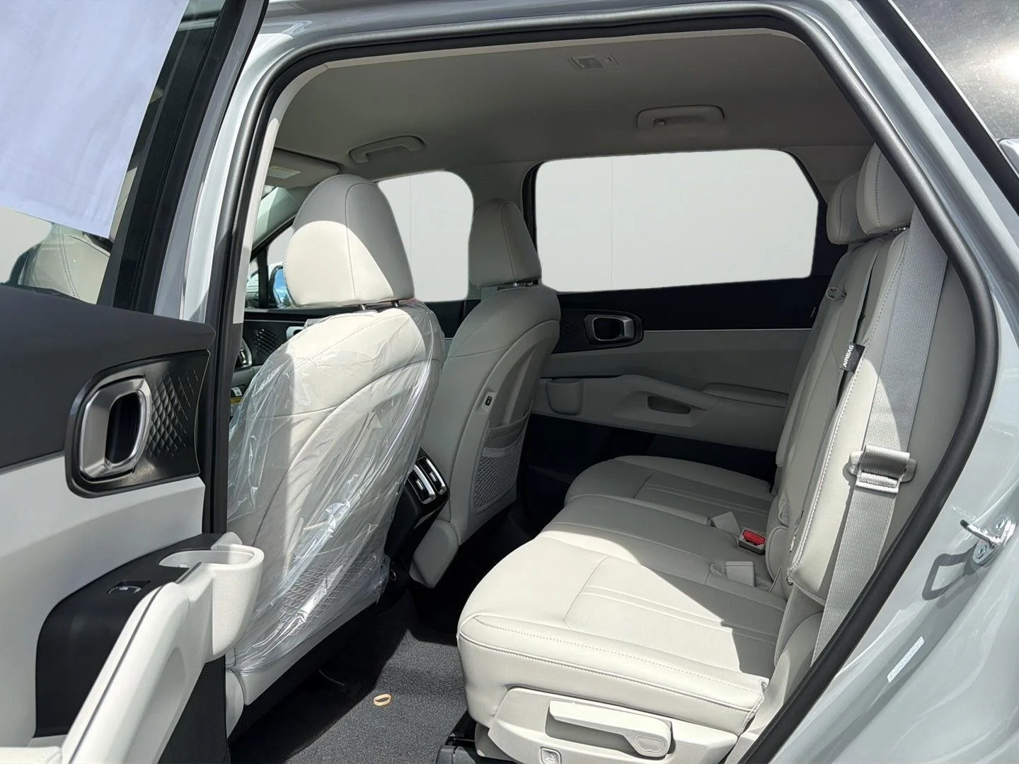 New 2026 Wolf Gray Kia S image 10