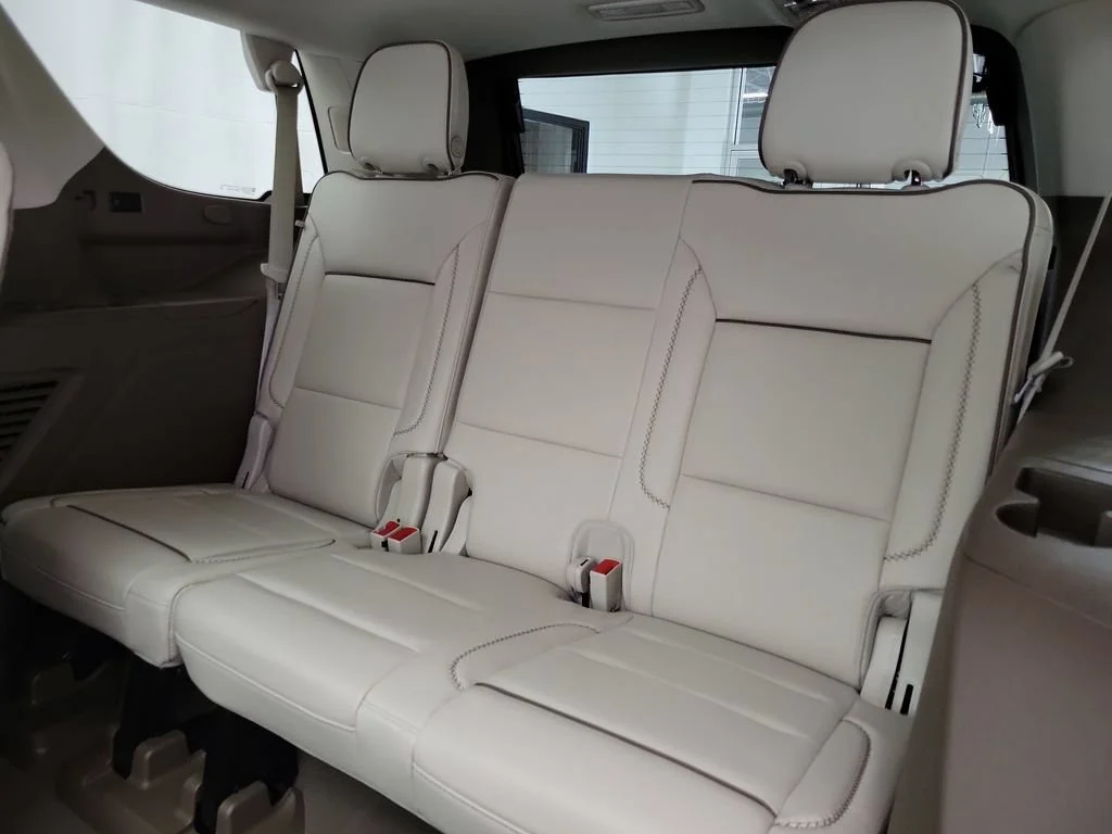 2024 GMC Yukon Denali - Photo 13