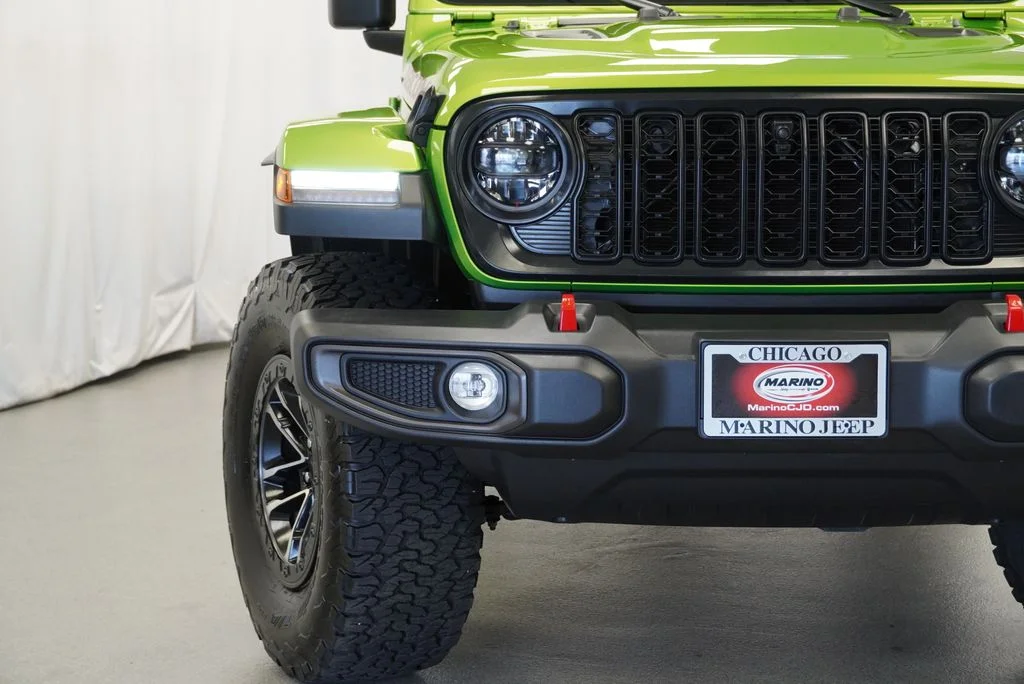 Used 2025  Jeep Rubicon X-Treme Recon image 11
