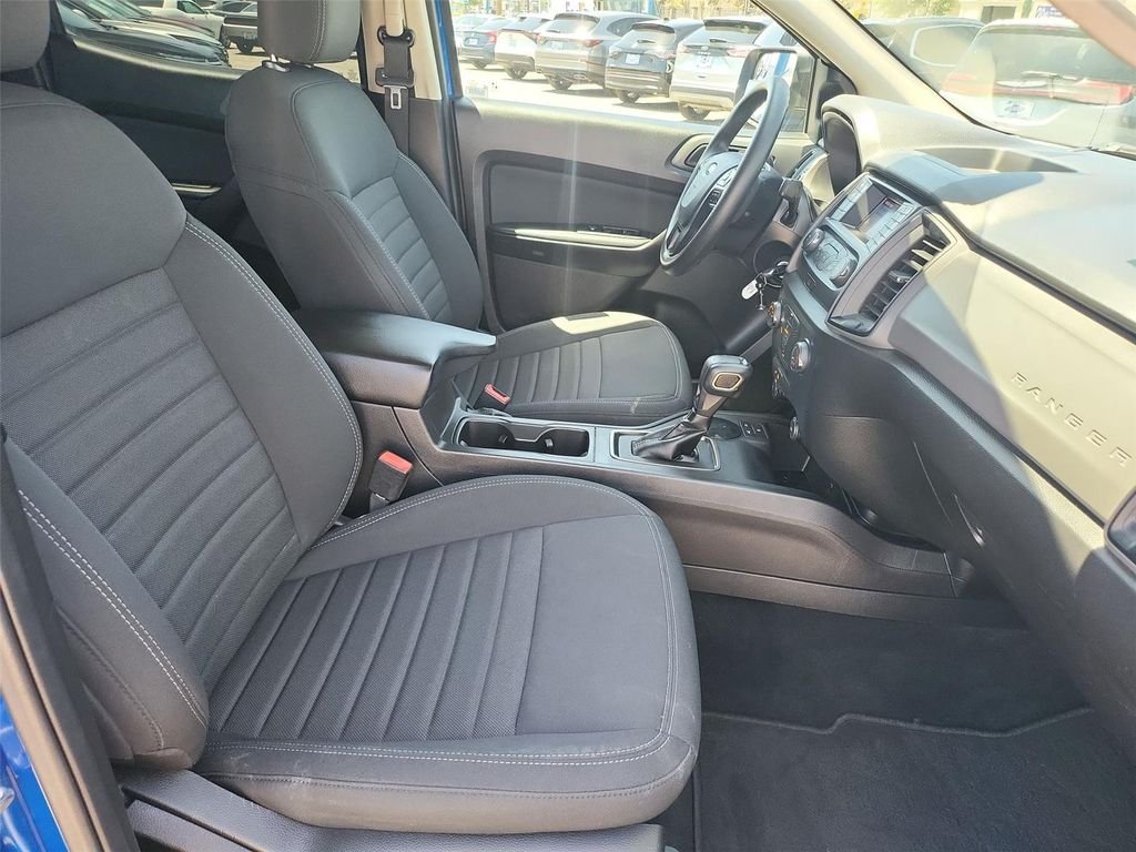 Used 2020 Blue Ford XL image 18