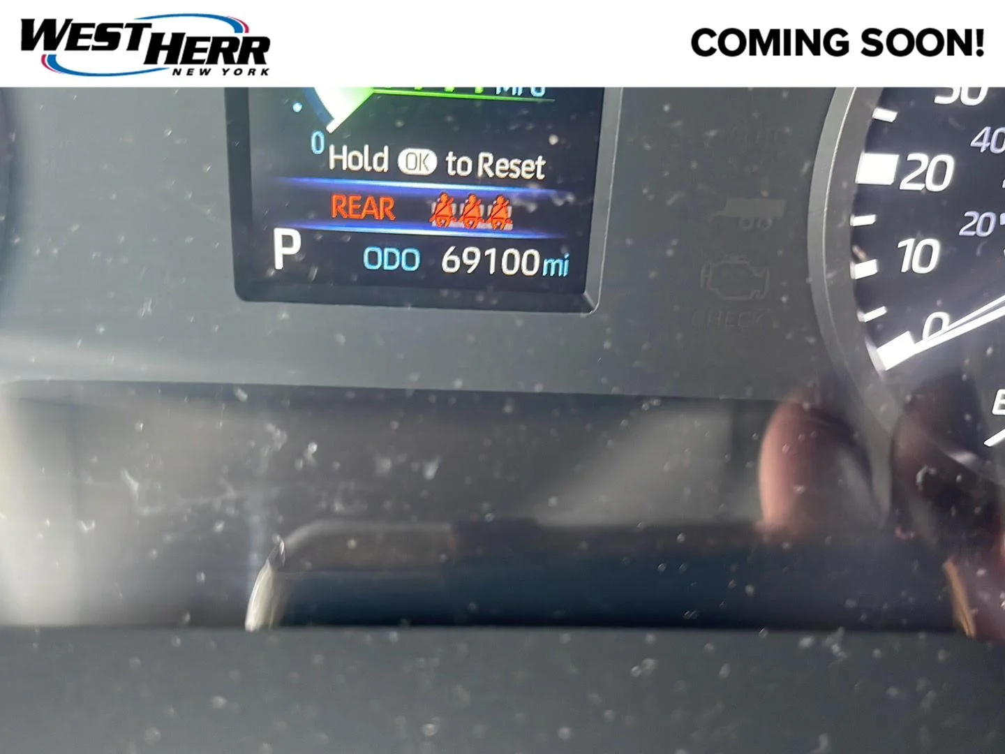 Used 2022 Wind Chill Pearl Toyota Limited image 1