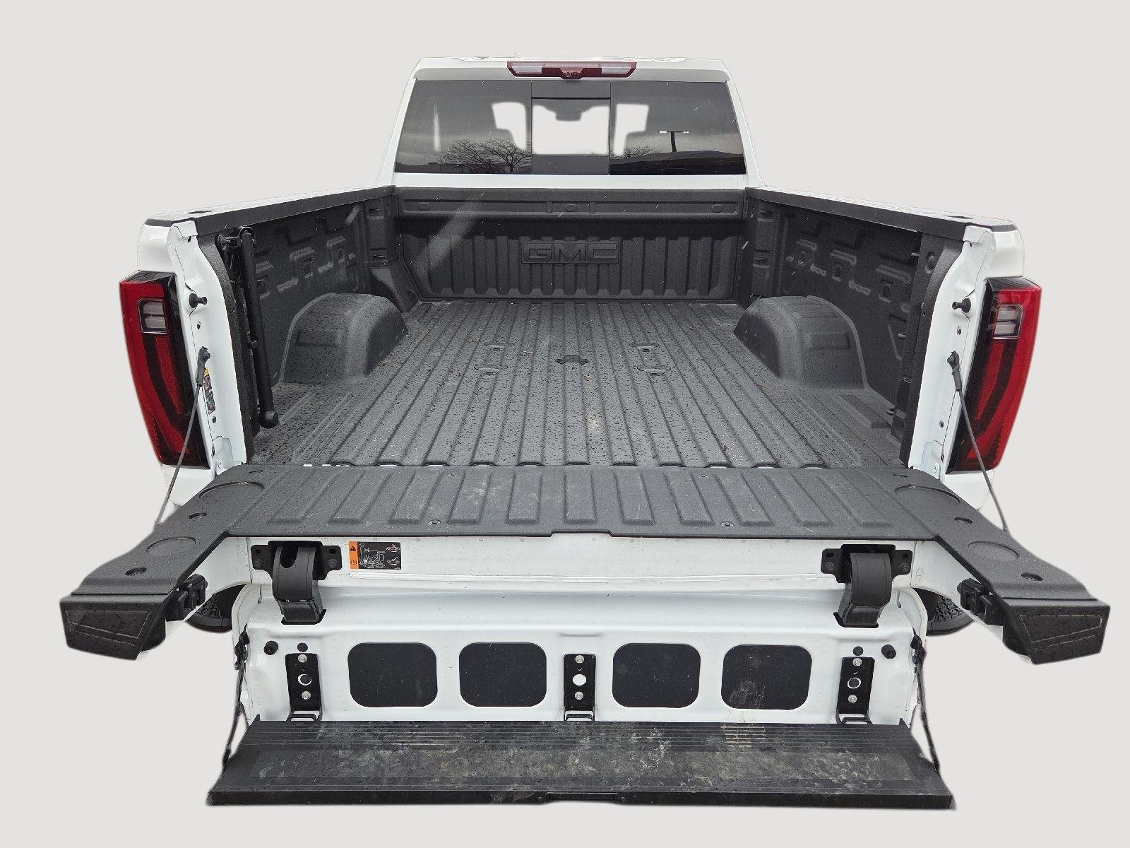 Used 2025 Summit White GMC Denali image 14
