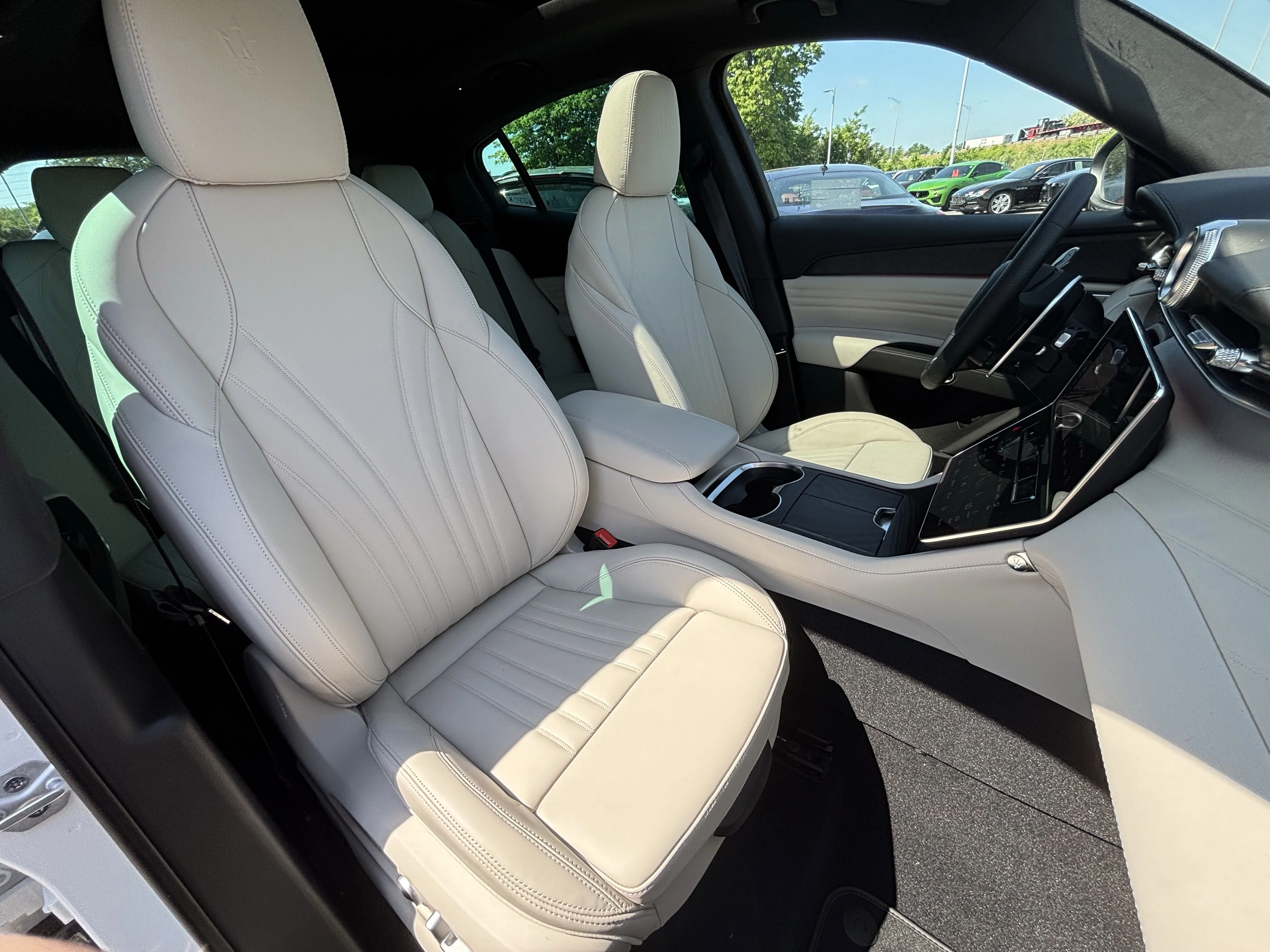 New 2026 BIANCO Maserati Modena image 31