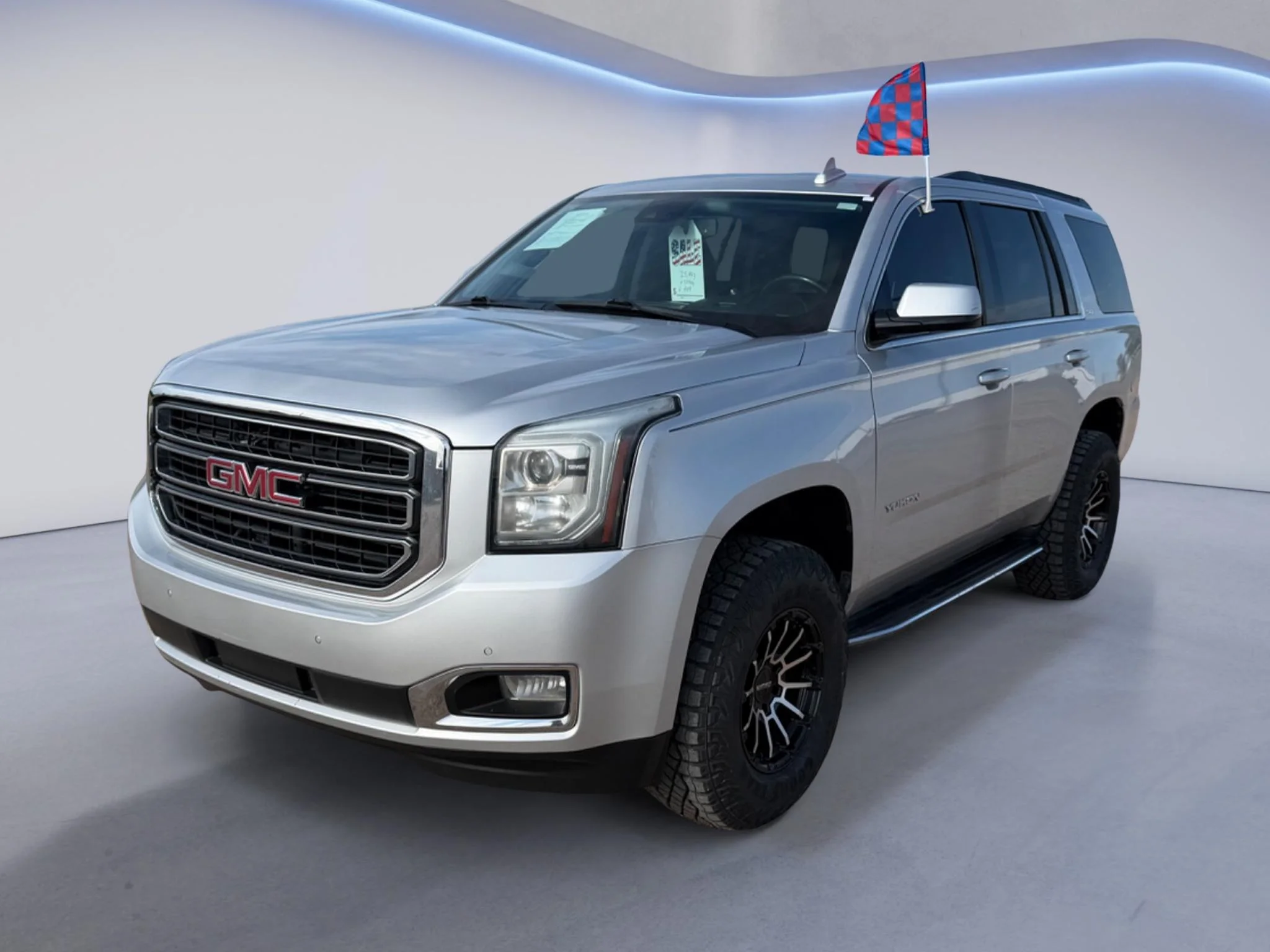 Used 2020 Quicksilver Metallic GMC SLT image 1