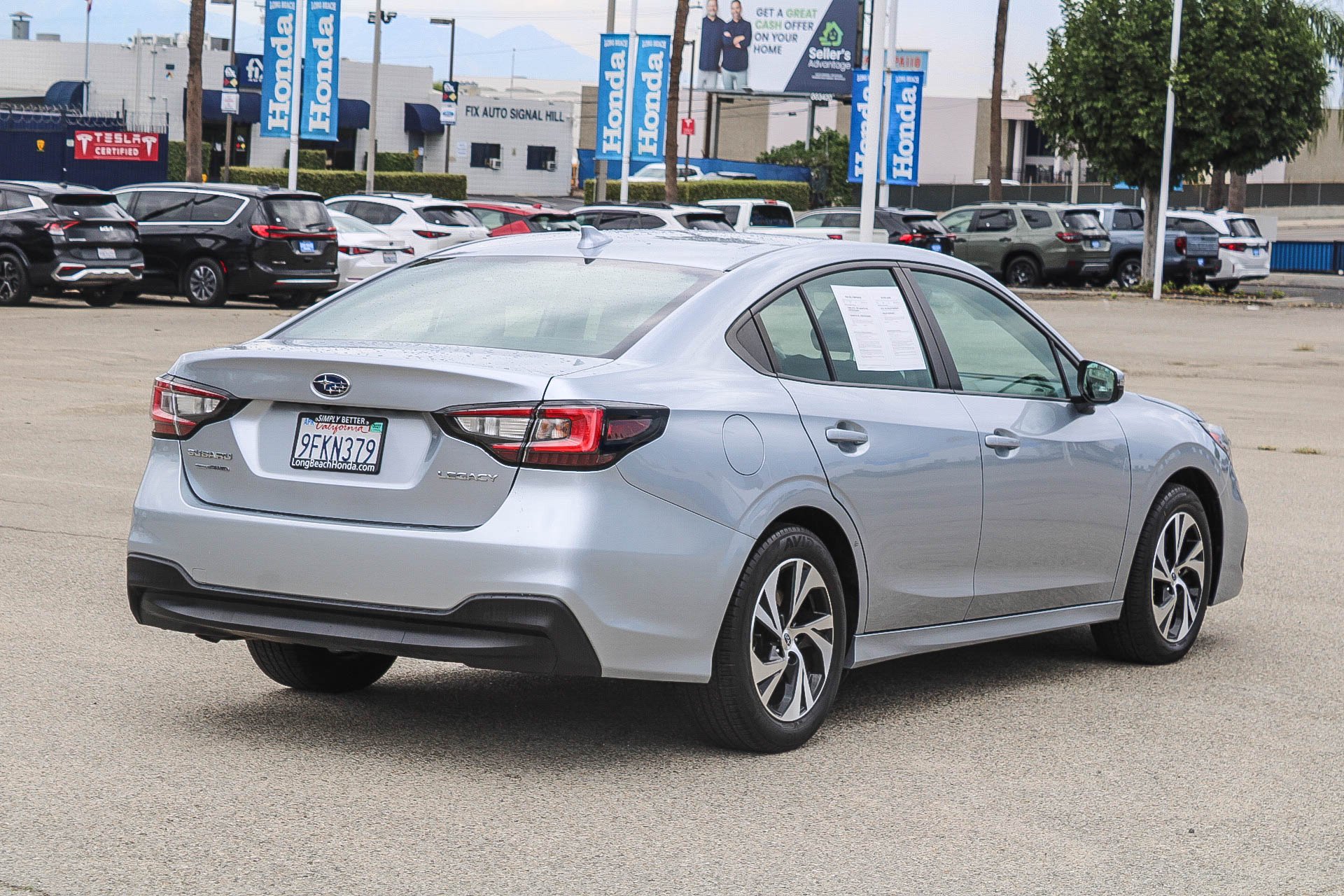 Used 2023 Ice Silver Metallic Subaru Premium image 6