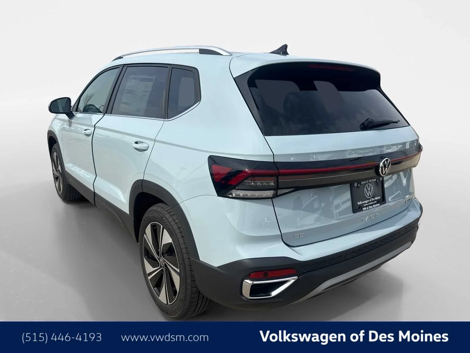New 2026 Monument Gray Volkswagen SE image 4
