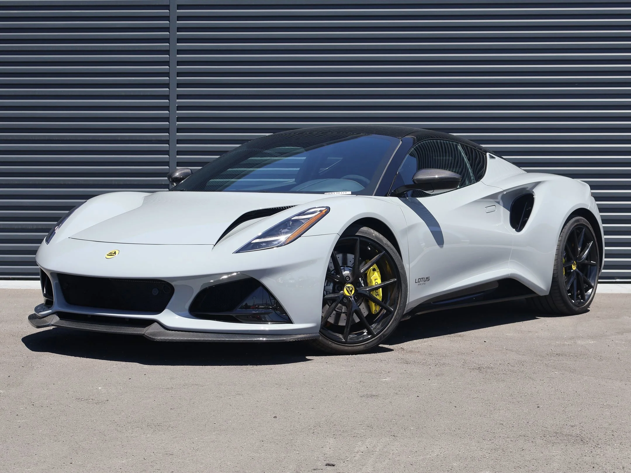 2024 Lotus Emira 3.5 V6 First Edition Auto's photo