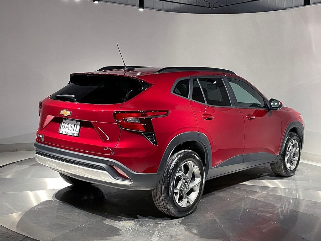 Used 2025 Red Chevrolet LT image 11