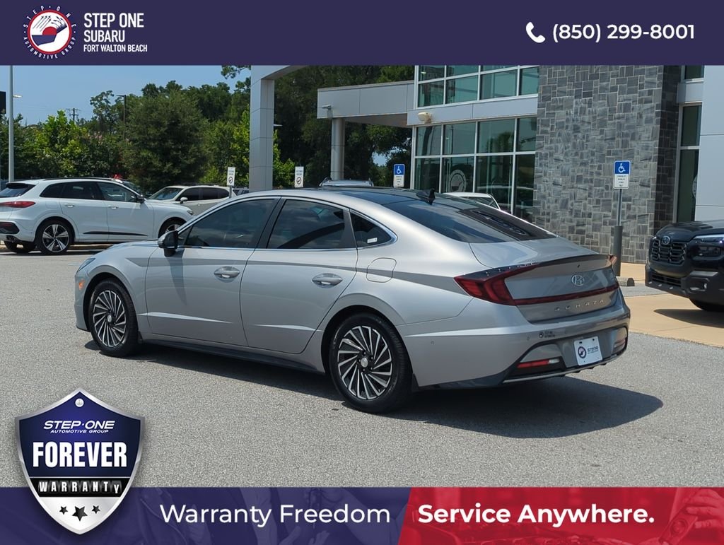 Used 2023 Silver Hyundai Limited image 5