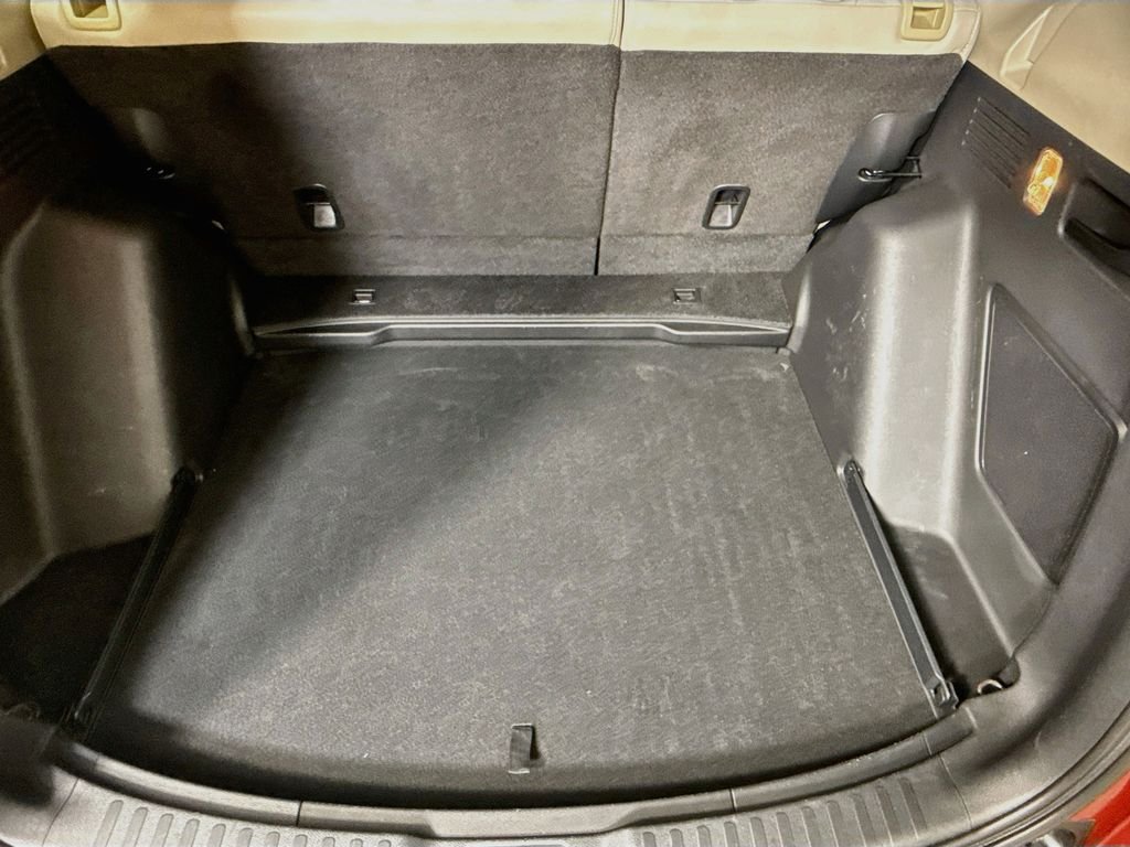 Used 2018 Molten Lava Pearl Honda Touring image 24