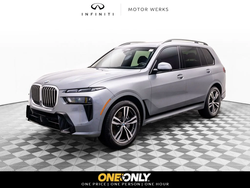 Used 2023 Gray BMW xDrive40i image 1