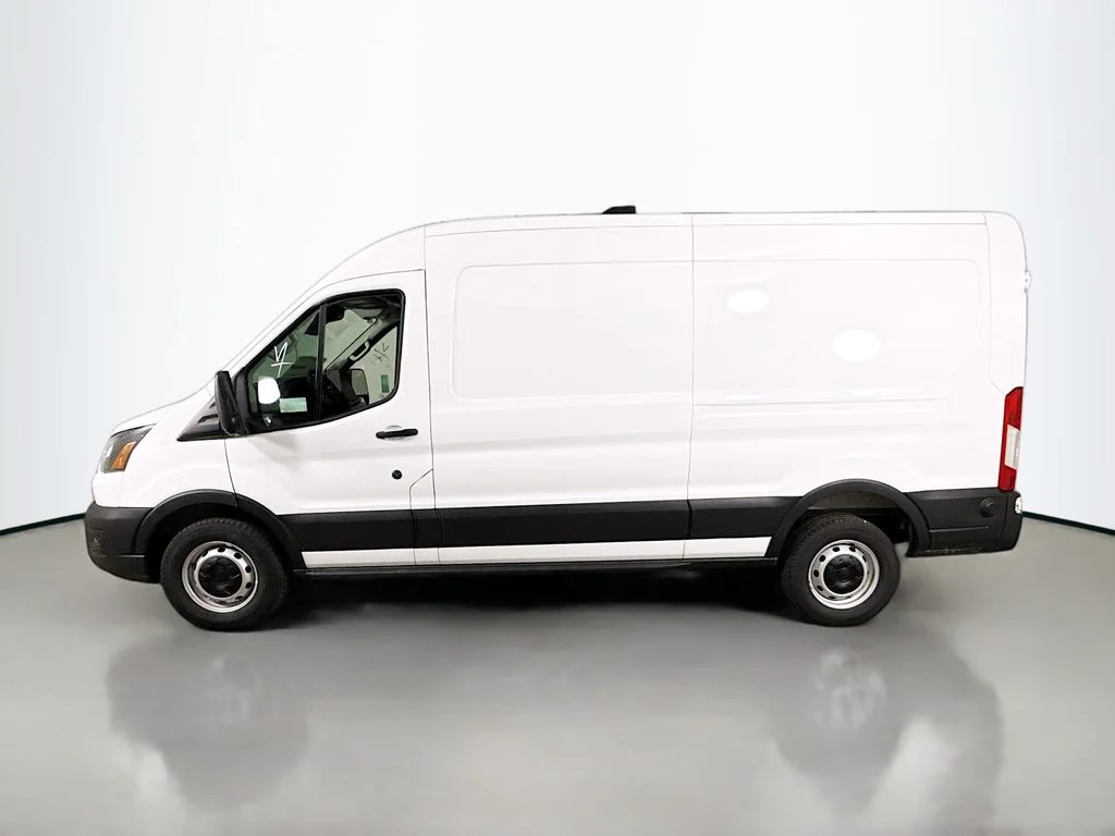 New 2026 Oxford White Ford Cargo Van image 4