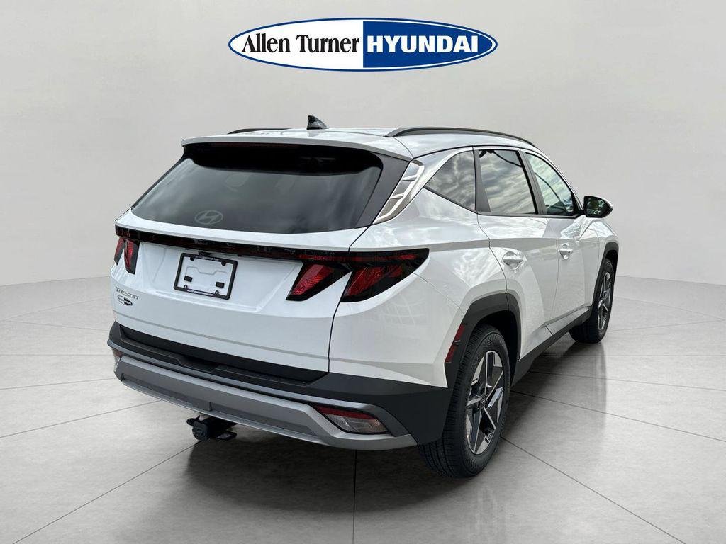 New 2026 White Pearl Hyundai SEL FWD image 6