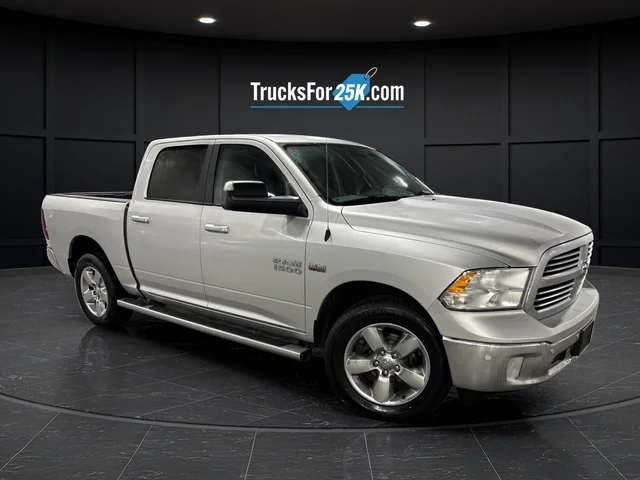 2017 RAM 1500 Big Horn 4x4 Crew Cab 5'7's photo