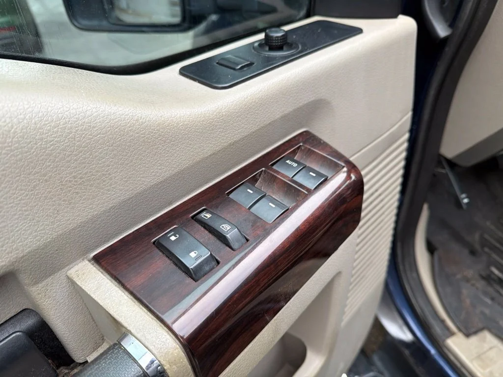 Used 2008 Blue Ford Lariat image 14