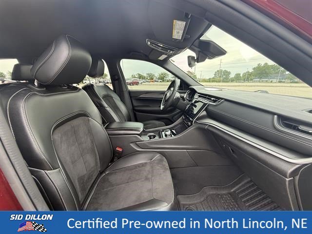 Used 2024 Velvet Red Pearlcoat Jeep Altitude image 22
