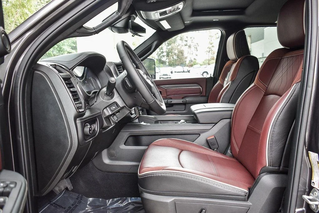 2025 RAM 2500 Limited - Photo 17
