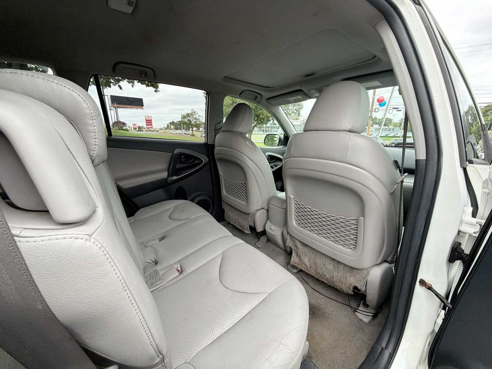 Used 2010 Blizzard Pearl Toyota Ltd image 14