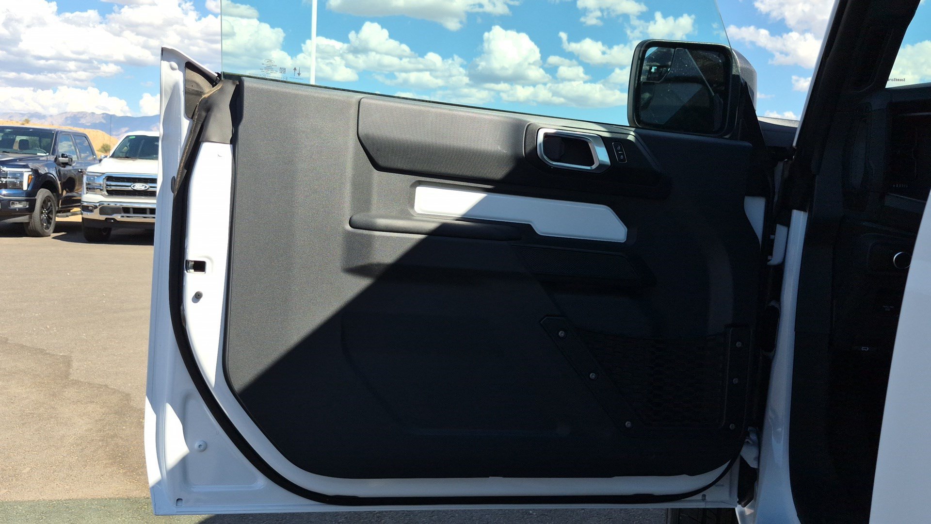 New 2026 Oxford White Ford Base image 10