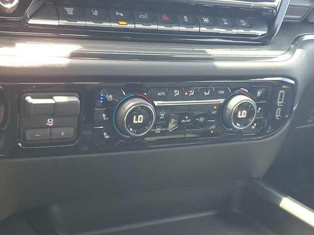Used 2024 Black Chevrolet ZR2 image 19