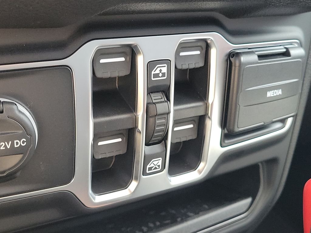 New 2026 Joose Exterior Paint Jeep Sport S image 19