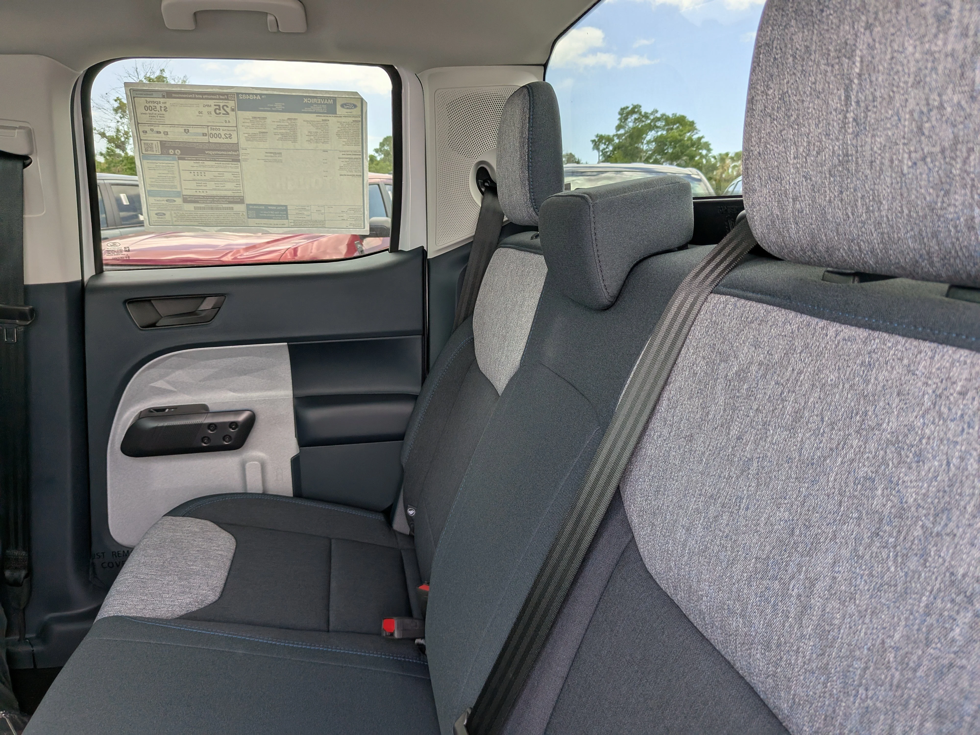 New 2026 Oxford White Ford XLT image 16