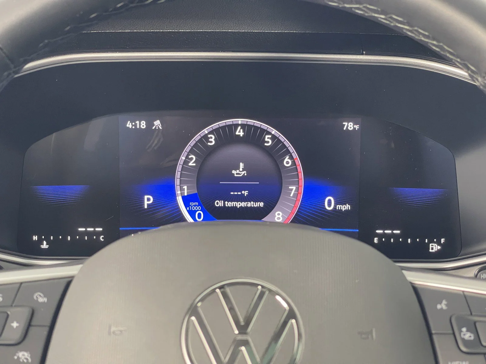 2025 Volkswagen Taos SE Black - Photo 25