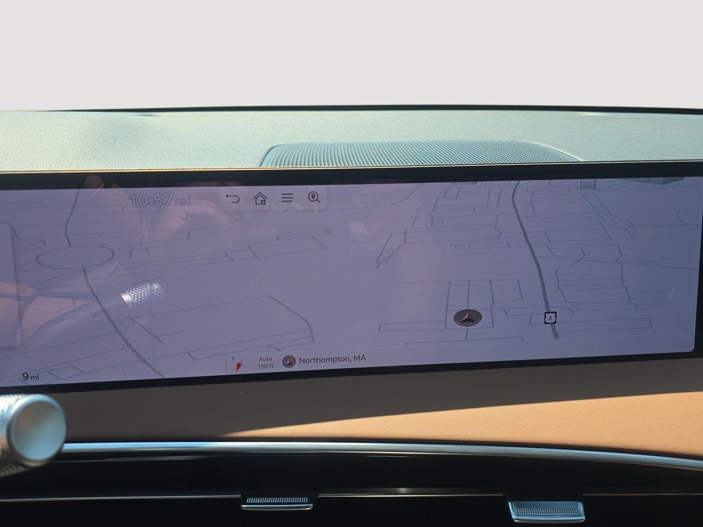 New 2026 Uyuni White Genesis 2.5T Advanced image 16